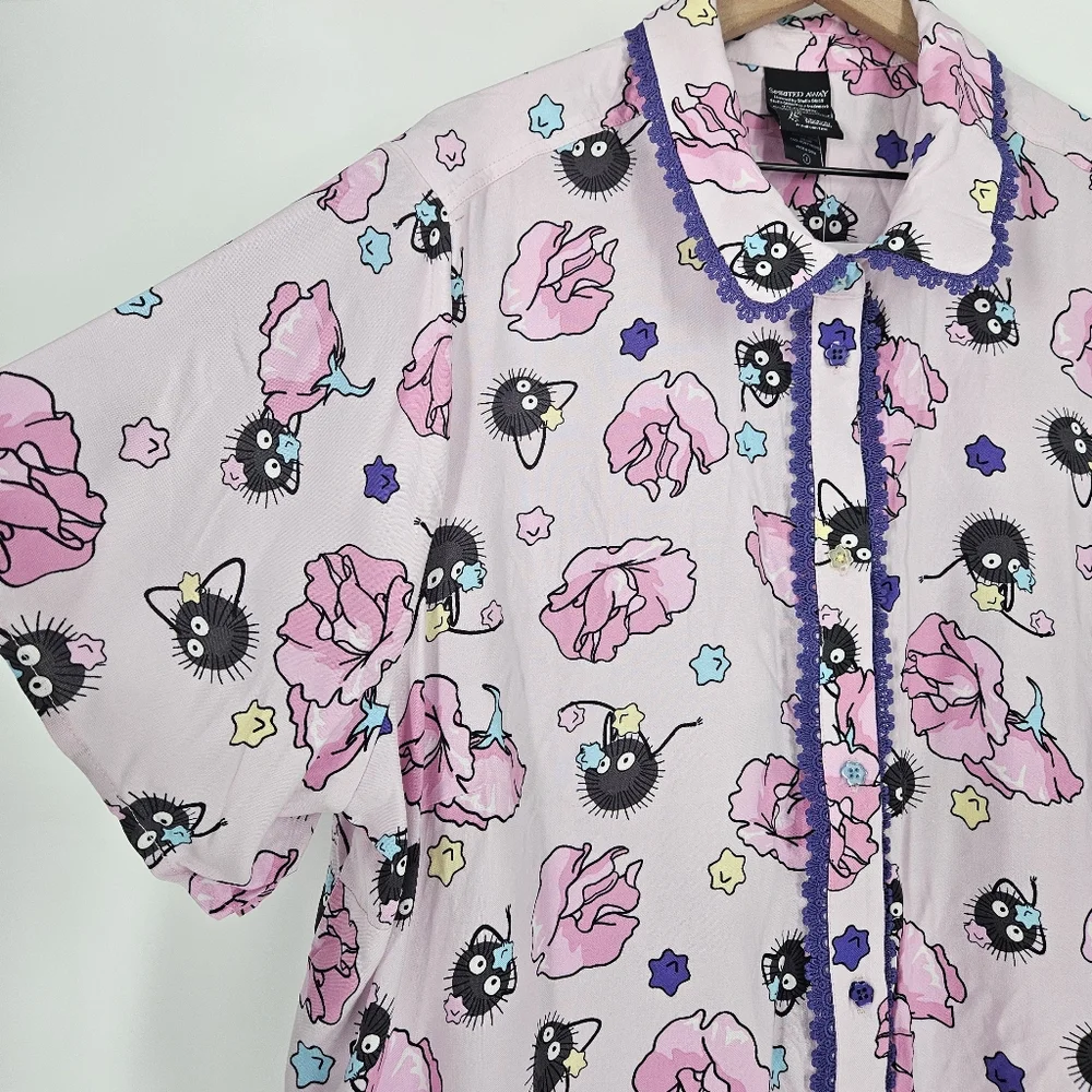 Her Universe Studio Ghibli Spirited Away Soot Sprites Button-Up Blouse NWT - Picture 2 of 11